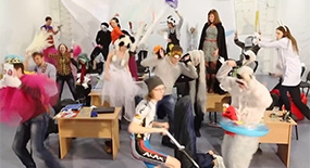 Корпоративное видео HARLEM SHAKE in Russian Office